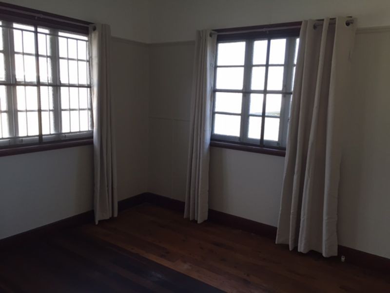 12 Violet Street, Wynnum QLD 4178