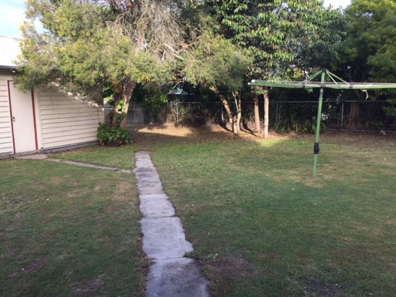 12 Violet Street, Wynnum QLD 4178