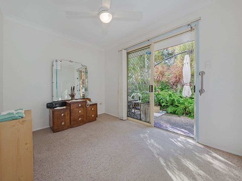 17 Faine St, Manly West QLD 4179