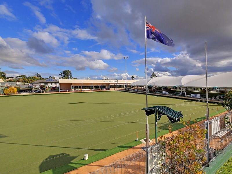 17 Faine St, Manly West QLD 4179