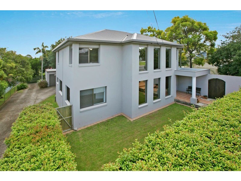 35 Wondall Rd, Wynnum West QLD 4178