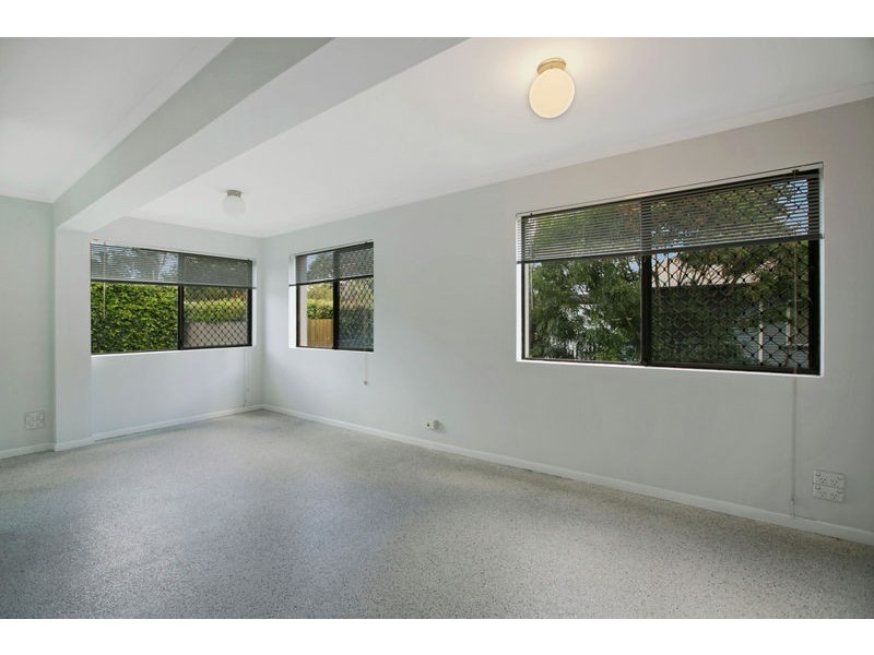 35 Wondall Rd, Wynnum West QLD 4178