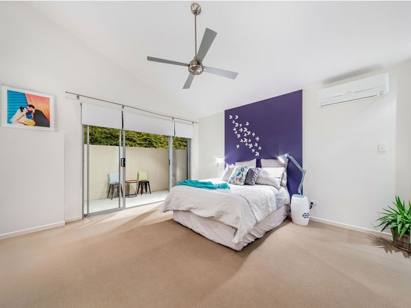 18 Glenpatrick Street, Manly West QLD 4179