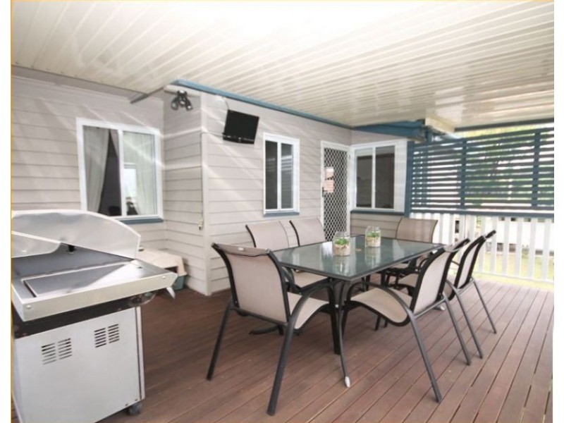 112 Wynnum North Road, Wynnum QLD 4178