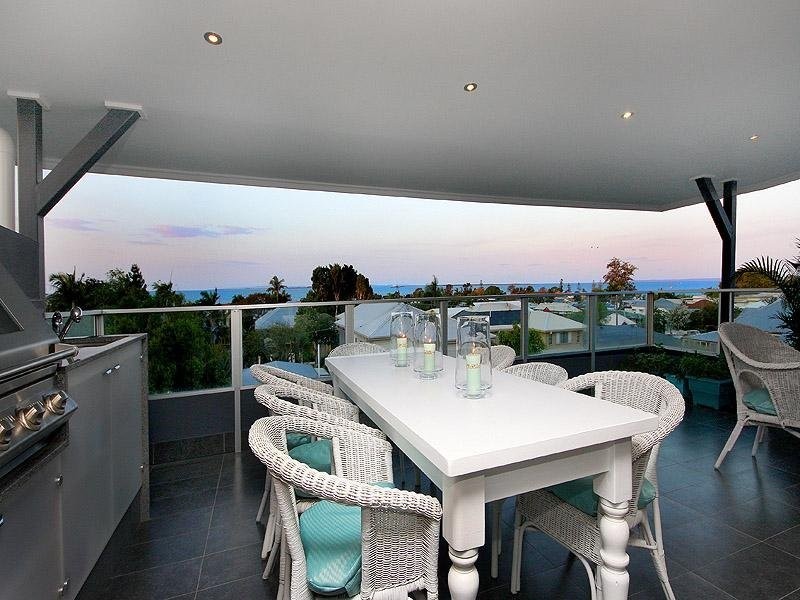 68 Kingsley Tce, Wynnum QLD 4178