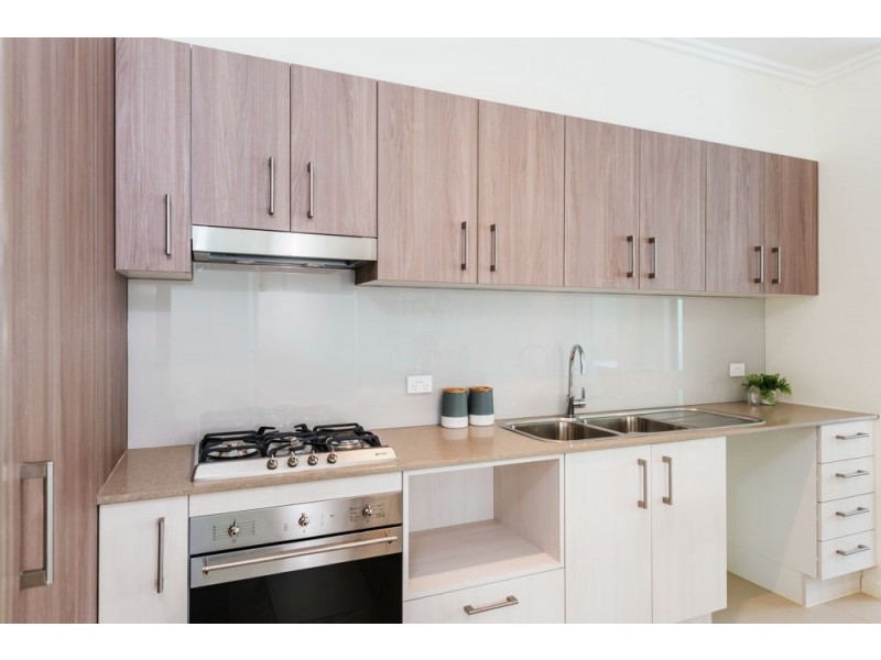 4 83 Akonna St, Wynnum QLD 4178