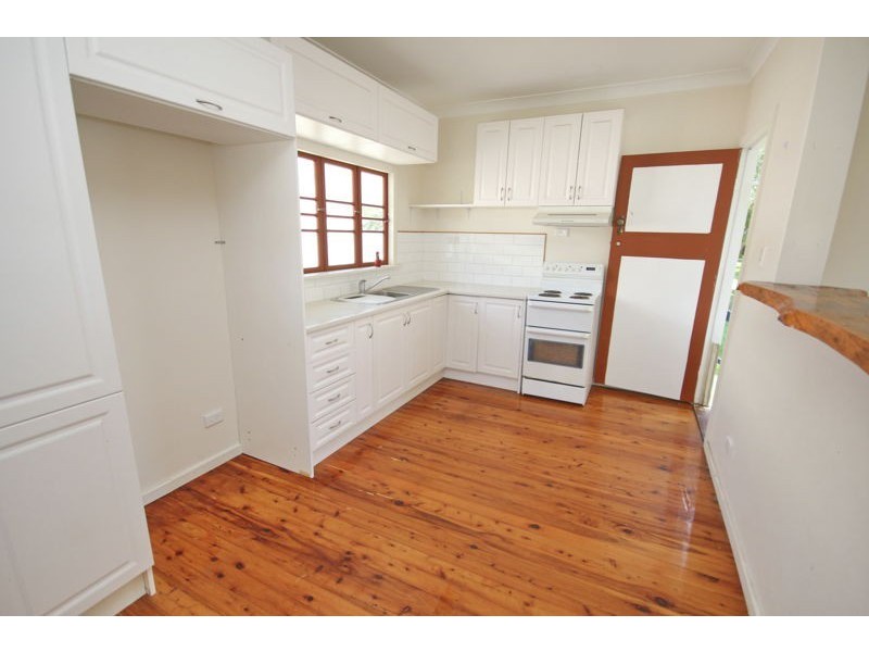 43 Agnes Street, Wynnum QLD 4178