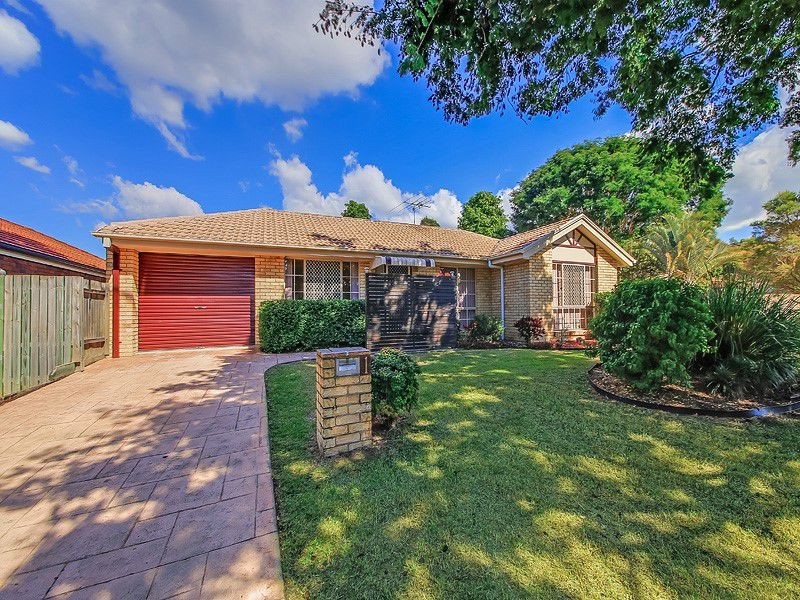 1 Mitchell Place, Belmont QLD 4153