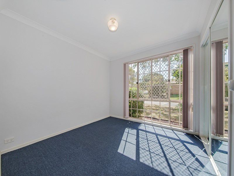 1 Mitchell Place, Belmont QLD 4153