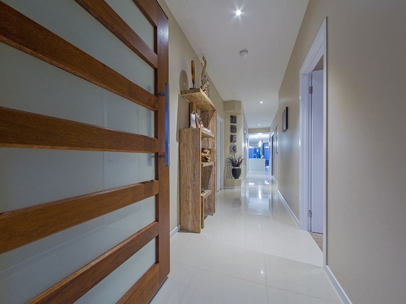 3 Lydia Pl, Wakerley QLD 4154