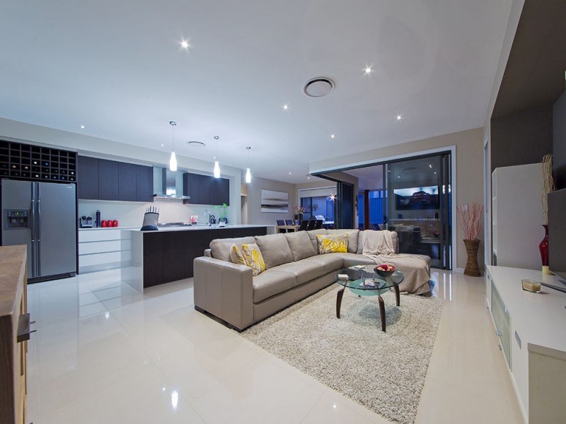 3 Lydia Pl, Wakerley QLD 4154