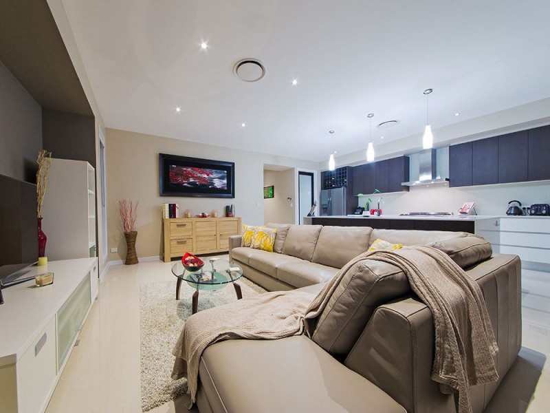 3 Lydia Pl, Wakerley QLD 4154