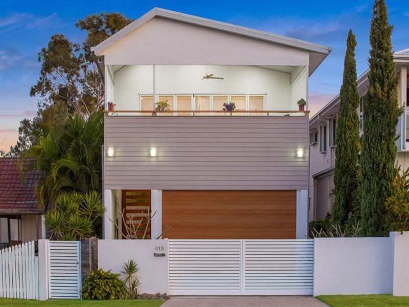 813 Esplanade, Lota QLD 4179