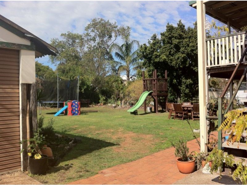 84 Drayton Tce, Wynnum QLD 4178