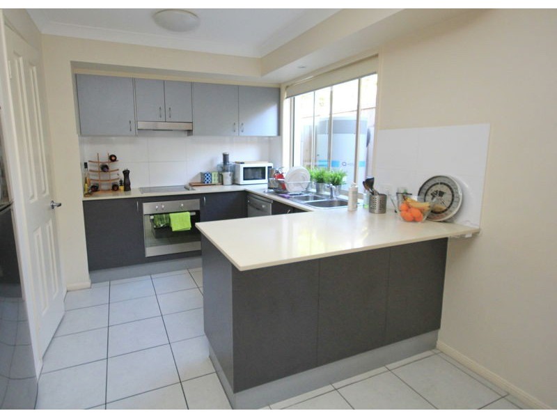 21-24 TALLIS STREET, Wakerley QLD 4154