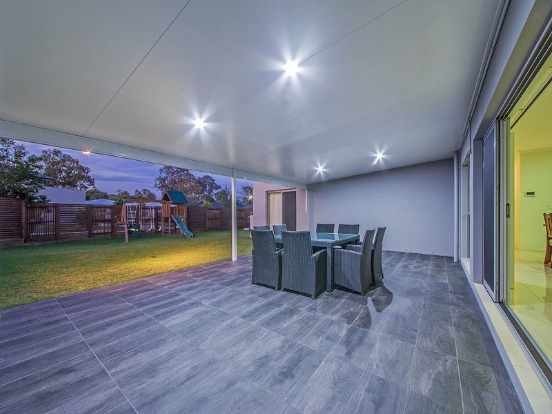46 Margaret St, Wakerley QLD 4154