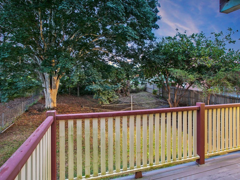 44 Cabanda Street, Wynnum West QLD 4178