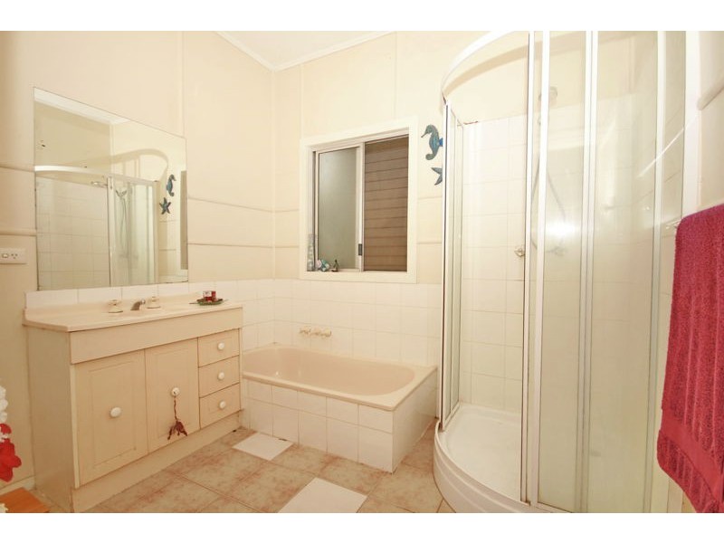 22 Muriel Avenue, Manly West QLD 4179