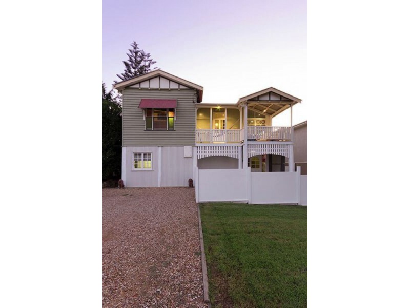 16 Burringbar Street, Hemmant QLD 4174