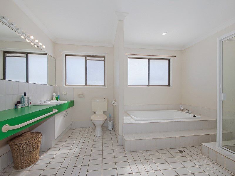 9 Bajimba Street, Manly West QLD 4179