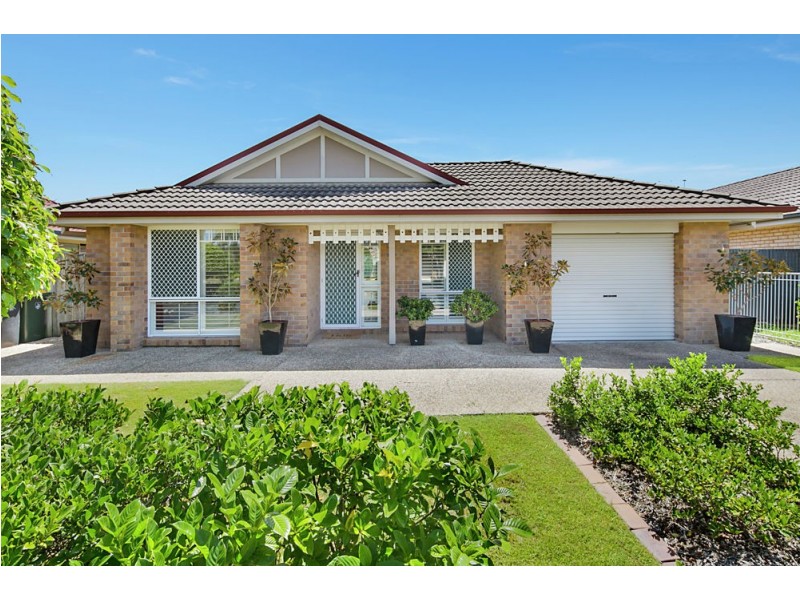 17 Cloverbrook Place, Carina QLD 4152