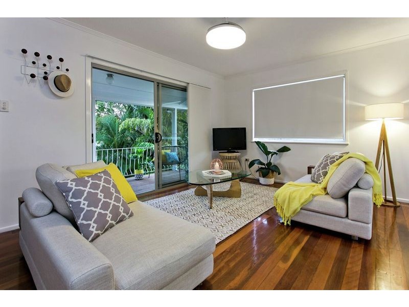 14 Talegalla Street, Wynnum West QLD 4178