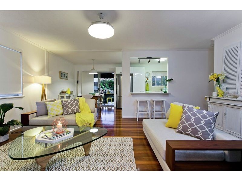 14 Talegalla Street, Wynnum West QLD 4178