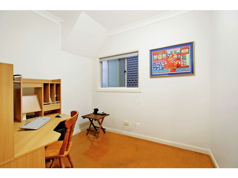 49 Picton Pde, Wynnum QLD 4178