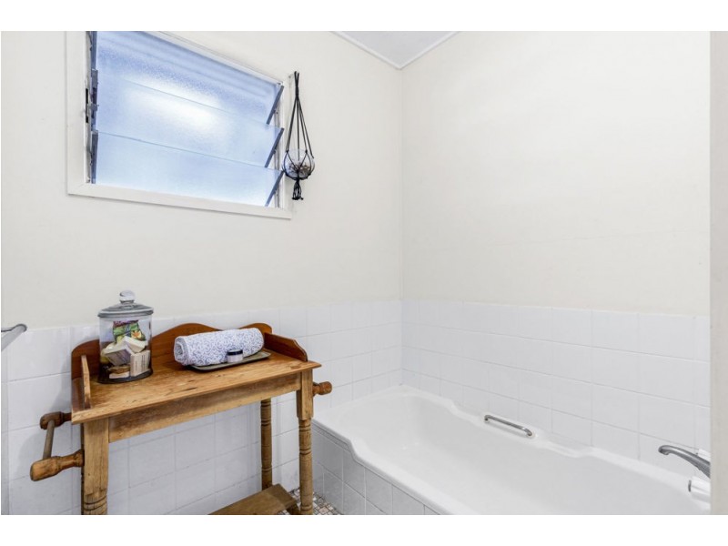 177 Raeburn Street, Manly West QLD 4179