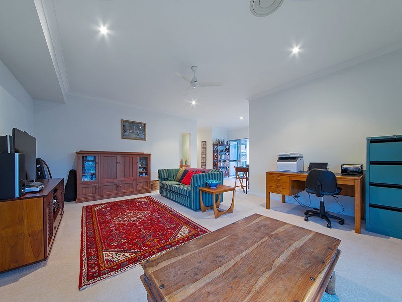 8 Franklin St, Wakerley QLD 4154