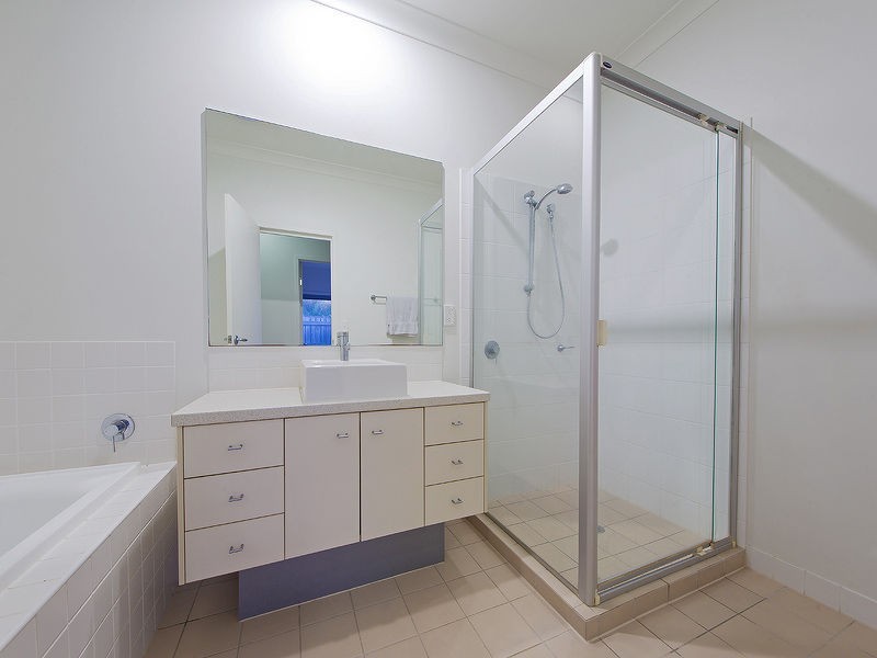 8 Franklin St, Wakerley QLD 4154