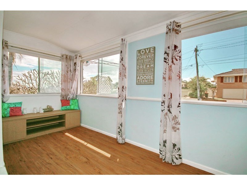 119 Malabar Street, Wynnum West QLD 4178