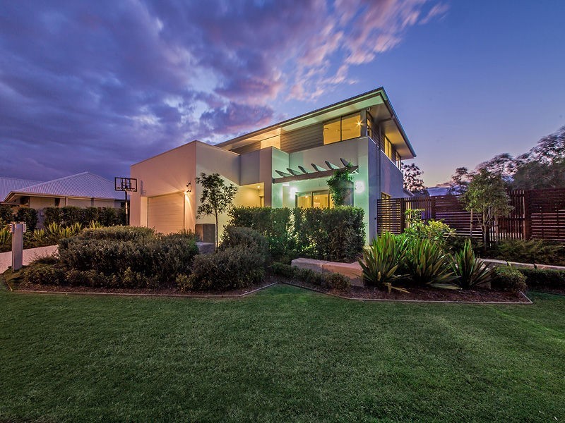 67 Watervale Pde, Wakerley QLD 4154