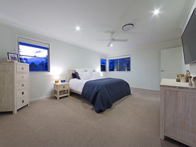 67 Watervale Pde, Wakerley QLD 4154