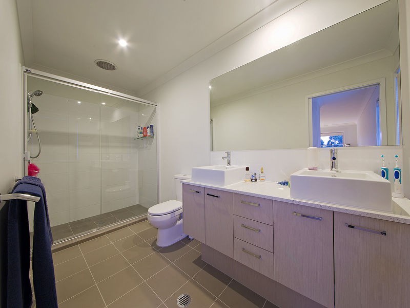 67 Watervale Pde, Wakerley QLD 4154