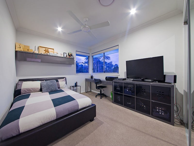 67 Watervale Pde, Wakerley QLD 4154