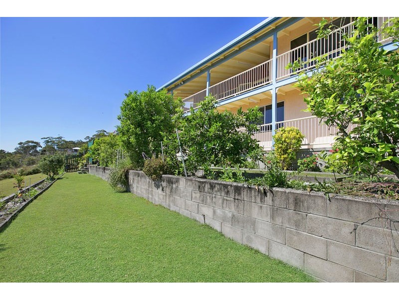 43 Rainbow Crescent, Dunwich QLD 4183