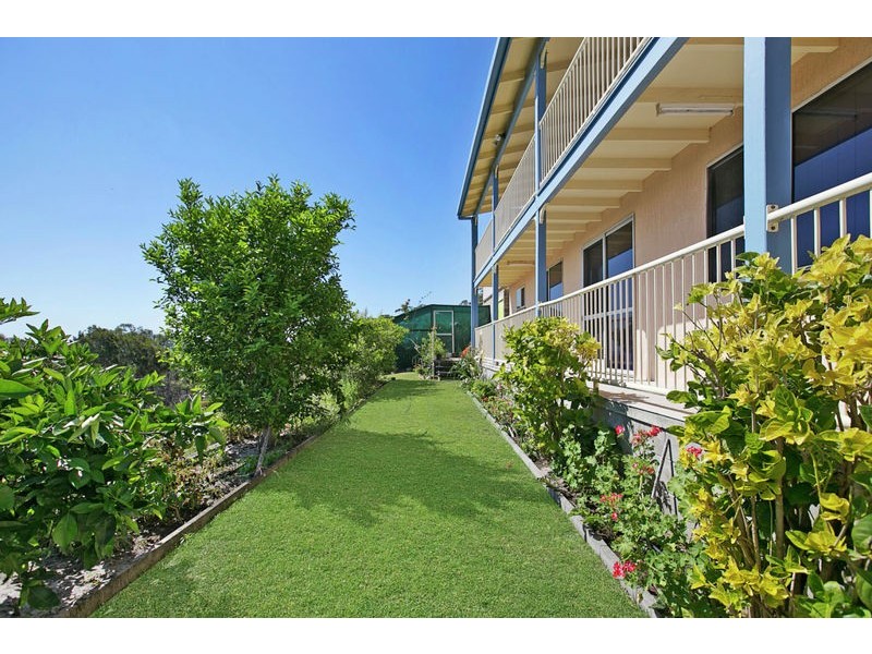 43 Rainbow Crescent, Dunwich QLD 4183