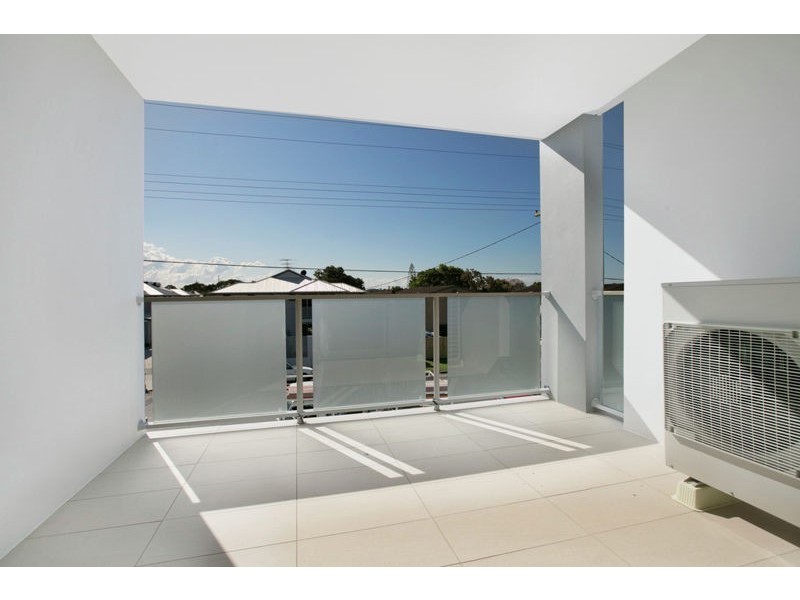 3/34 Emsworth St, Wynnum QLD 4178