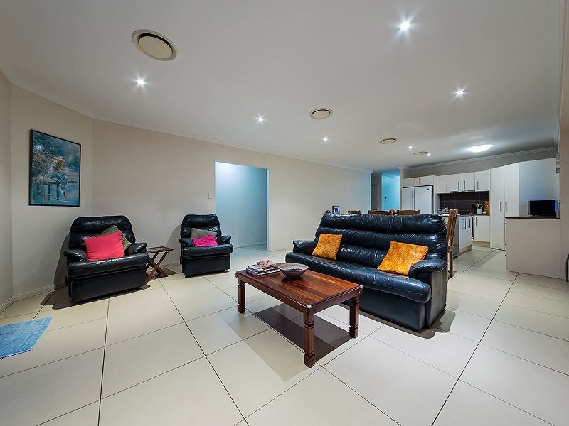 55 Williams Street, Wakerley QLD 4154