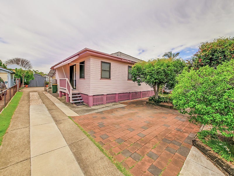 102 Pembroke Street, Carina QLD 4152