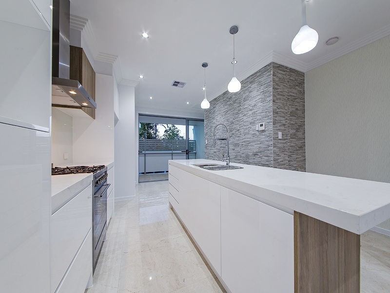 4/48 Oceana Tce, Manly QLD 4179