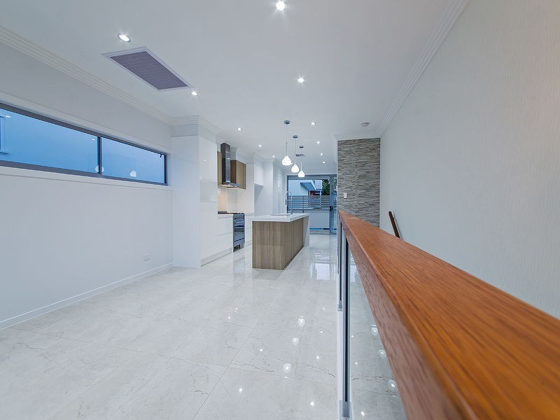 4/48 Oceana Tce, Manly QLD 4179