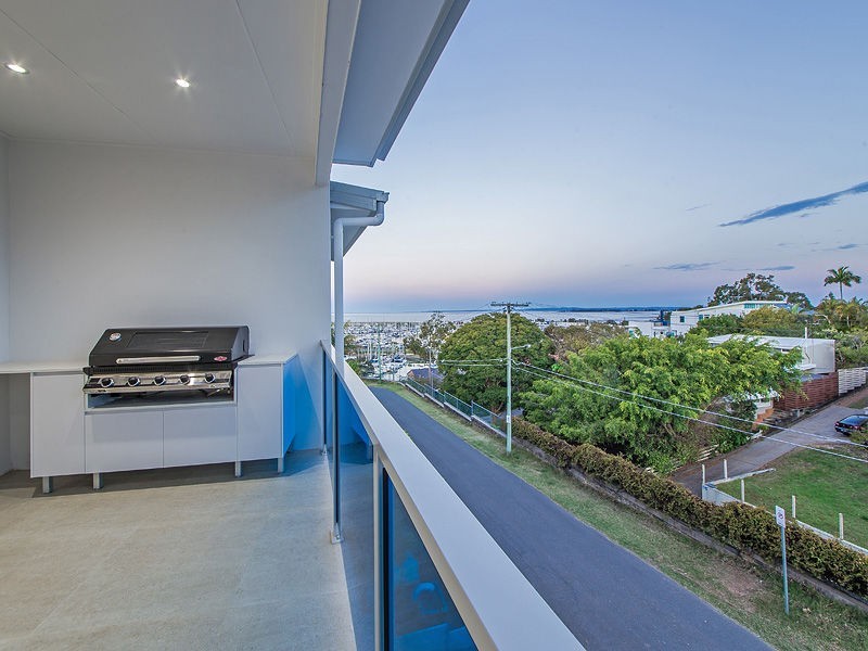 4/48 Oceana Tce, Manly QLD 4179