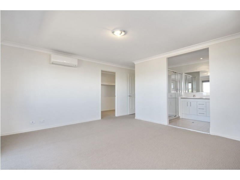 103 Kamarin Street, Manly West QLD 4179