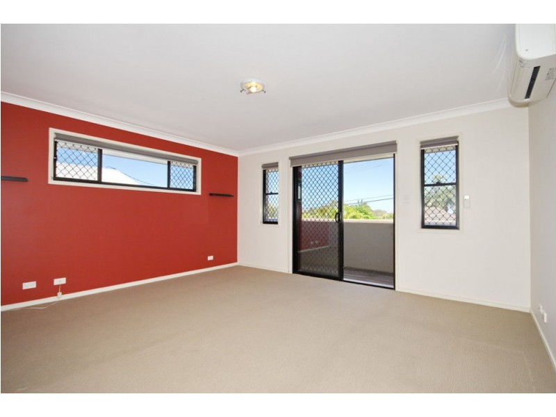 103 Kamarin Street, Manly West QLD 4179
