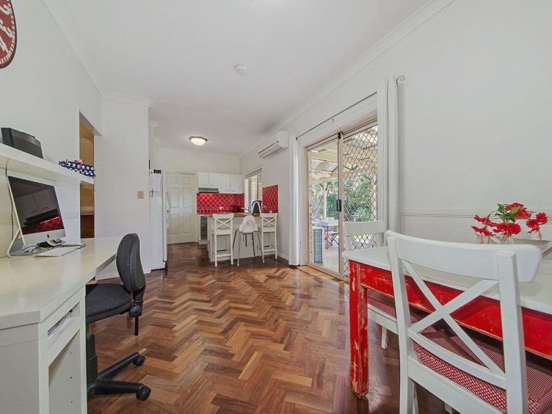 6 Pinnacle Place, Belmont QLD 4153