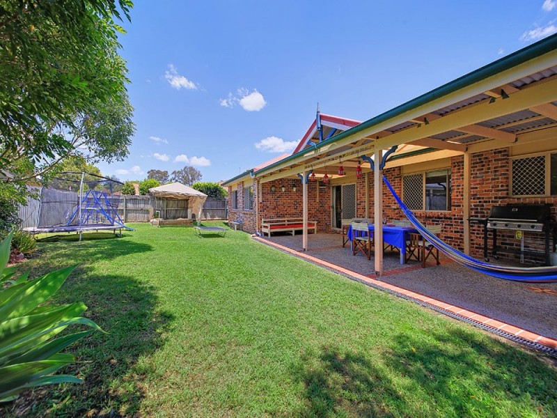 6 Pinnacle Place, Belmont QLD 4153