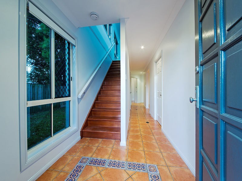 155 Stradbroke Ave, Wynnum QLD 4178