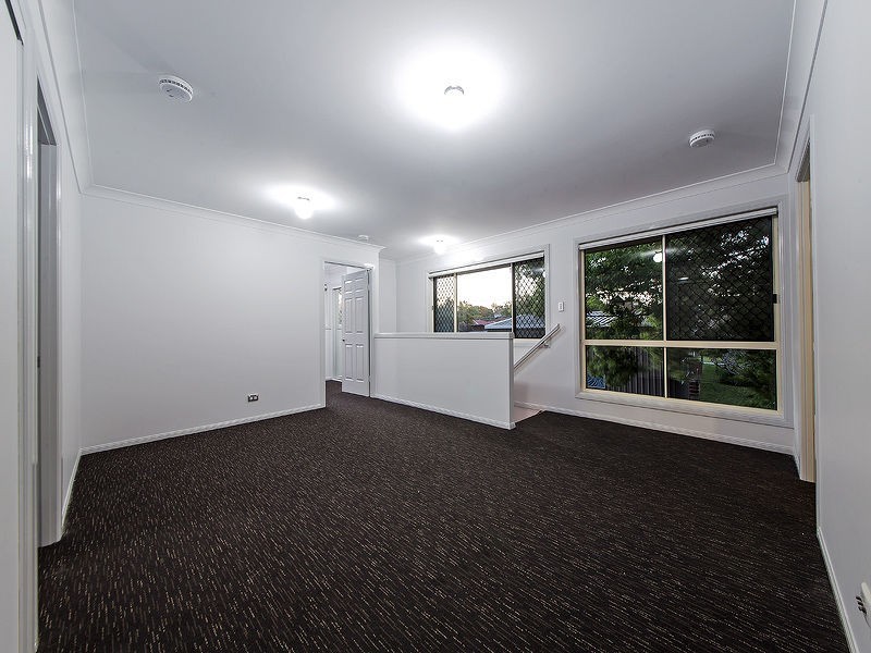 155 Stradbroke Ave, Wynnum QLD 4178